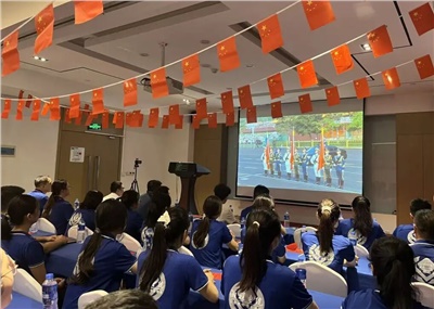 湘聯(lián)電纜集體觀看九三閱兵，汲取奮進(jìn)力量！